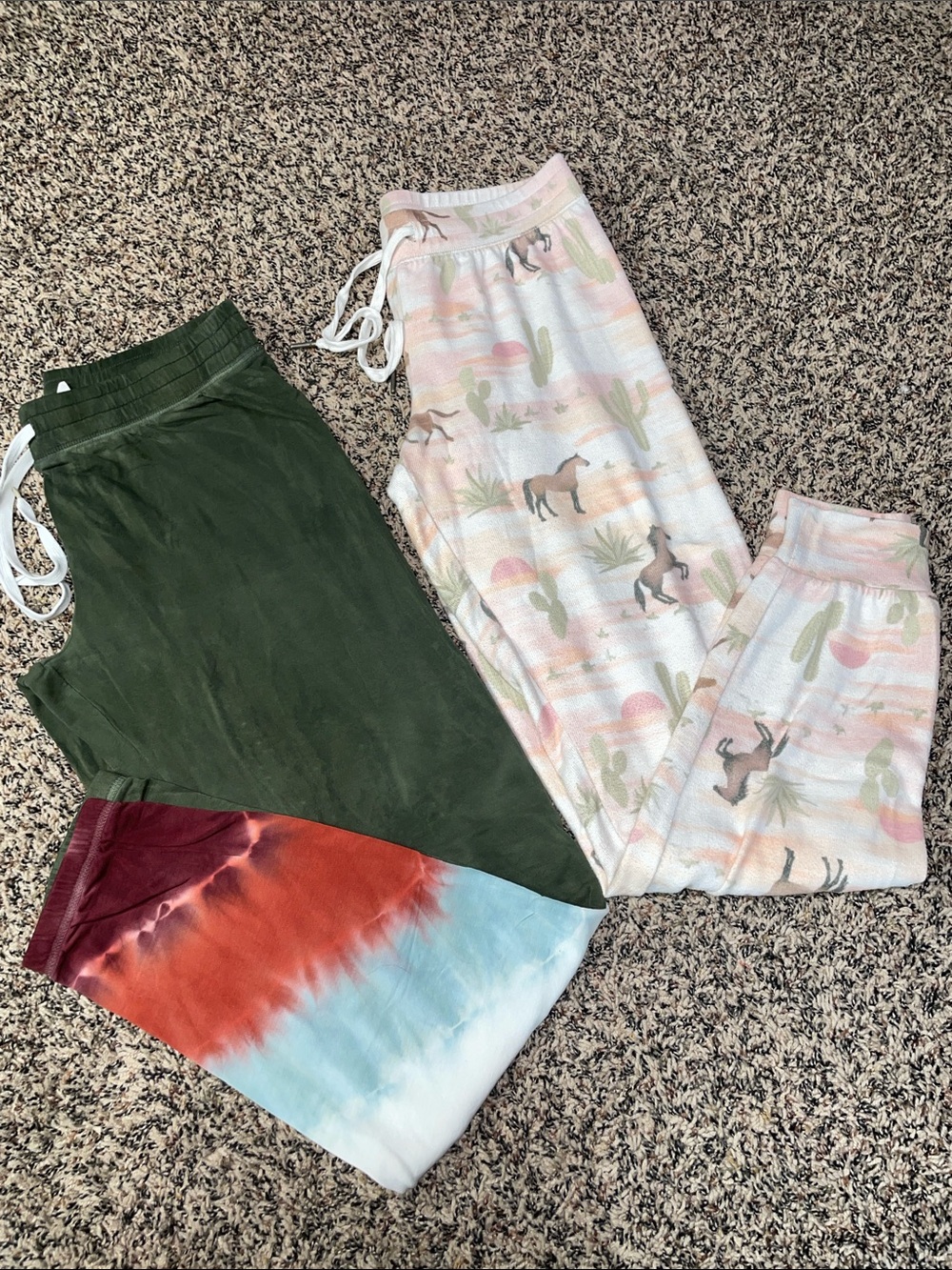 PJ Salvage Lounge Pant Bundle Woman’s Size Small | GUC